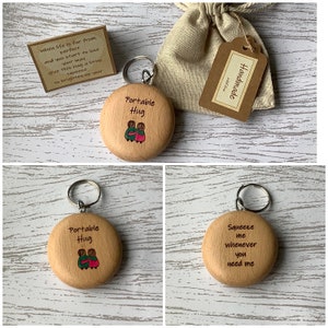 Abrazo portátil, llavero, regalo de abrazo, aquí para ti, no estás solo, regalo especial para alguien, regalo de aliento, regalo de ansiedad, llaveros para parejas