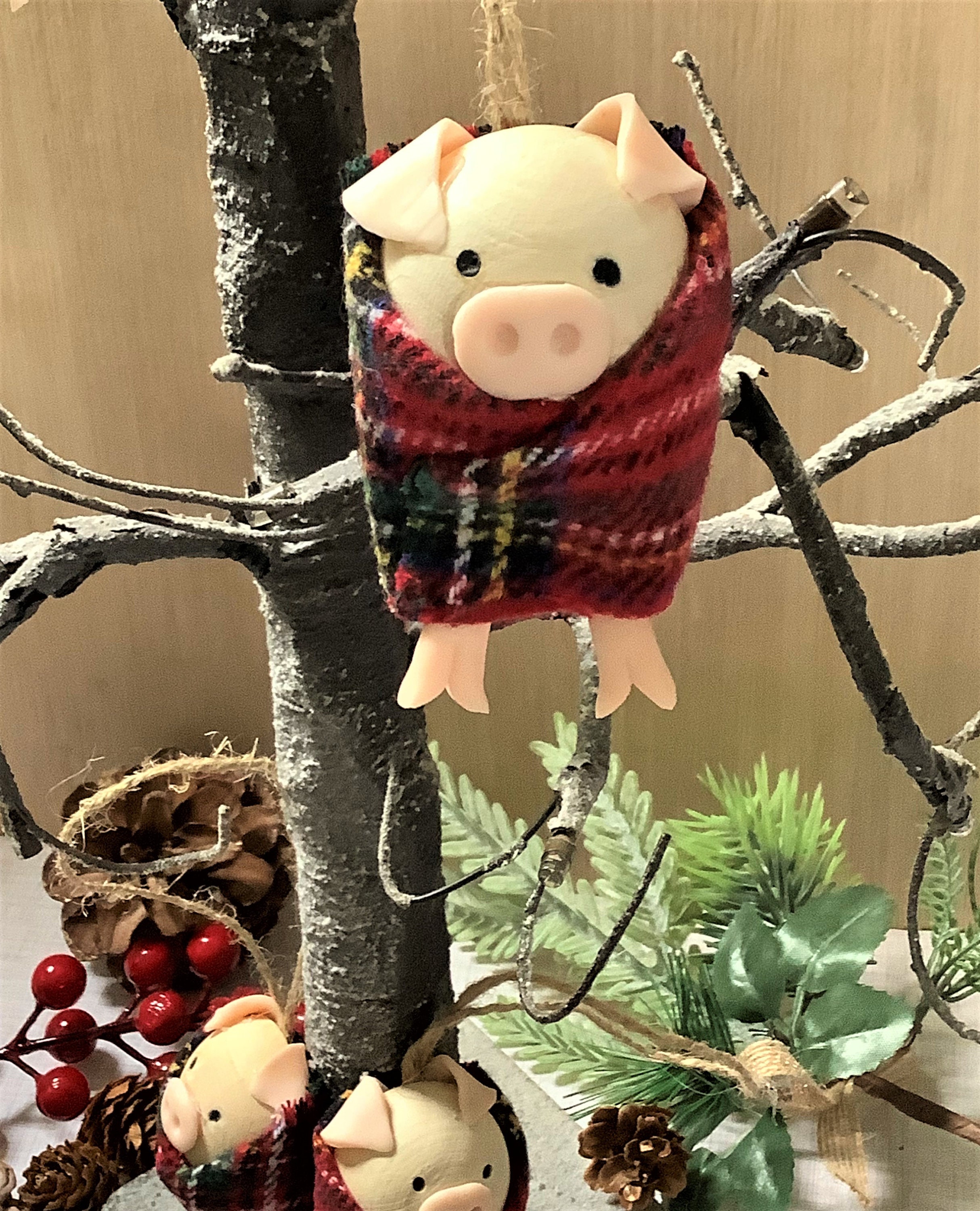 Pigs in blankets Christmas decoration, Christmas ornament, Tree decoration, Christmas decor, Christmas tree, vegan gift, pig lover