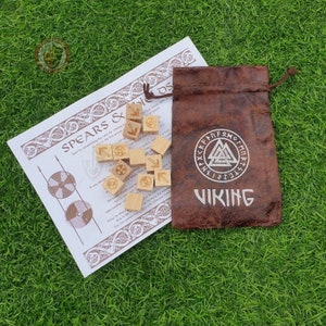 Spjor & Skjoldr (Viking dice game) WOODEN in Pouch