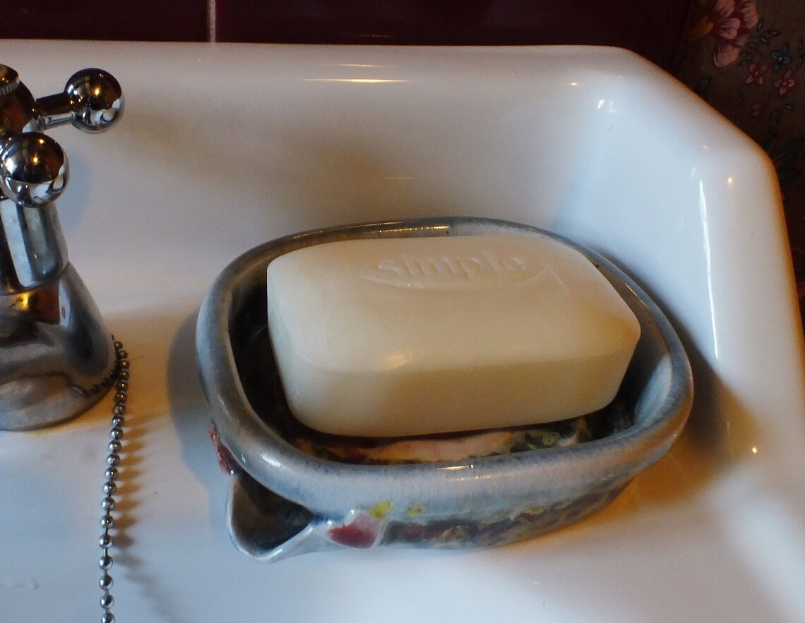 Soap Dish self draining keeping soap dry neatly fits at Etsy