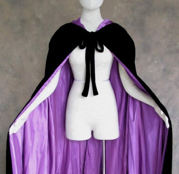 Artemisia Designs Black Cloak with Hood for Adult Men Women Velvet Hooded  Cape Costume Lined in Fleur De Lis
