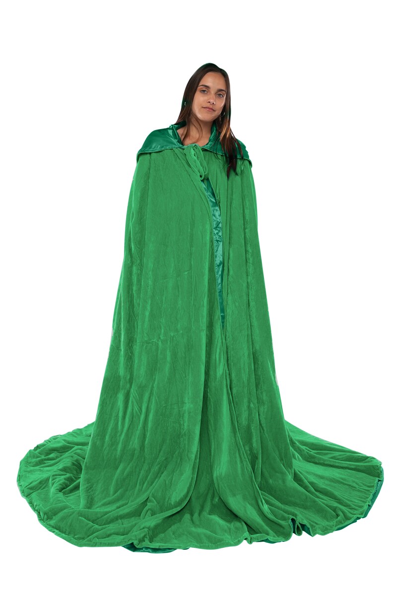 Green Cape Cloak lined in Green Satin Luxury Fashion Vampire Costume Witch Medieval Cosplay Goth