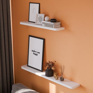 Estante flotante de madera curvada moderna blanca, estante flotante ovalado de tamaño personalizado con soporte, estante montado en la pared para cocina y baño