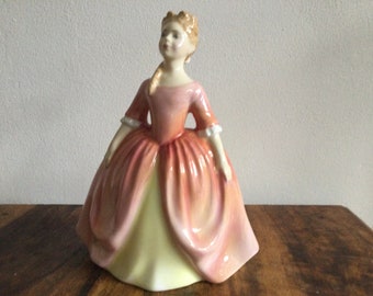 ヴィンテージ ロイヤルドルトン デビー - Etsy 日本