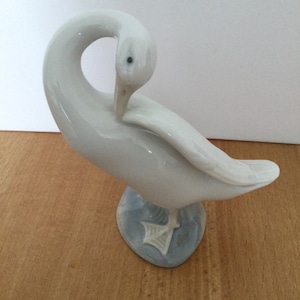 Lladro  porcelain Goose.