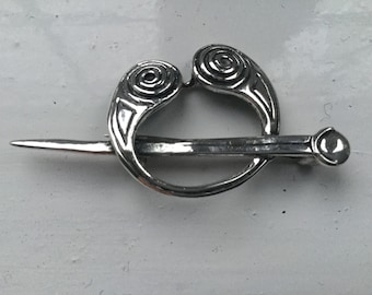 Vintage sterling silver hallmarked Celtic Brooch.