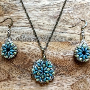 Mint-Teal Czech Glass Jewelry Set