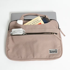 13 laptop case with handle