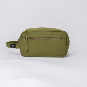 drop kit toiletry bag