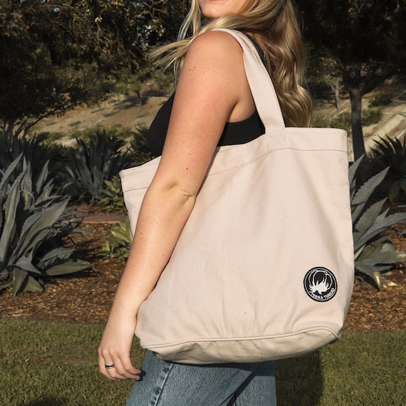 Organic and Fair Trade Tote Bags Beach Bag Cute Tote Bag Minimalist Tote Bag Tote Bag with Pockets Canvas Tote Bag Gifts for Mom Etsy