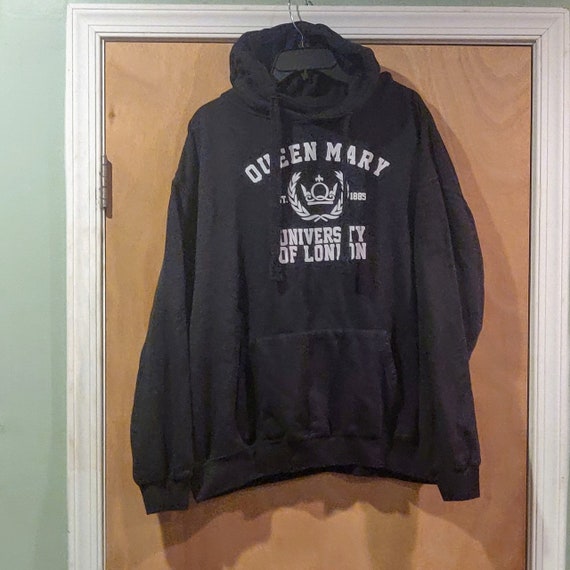 QUEEN MARY HOODIE