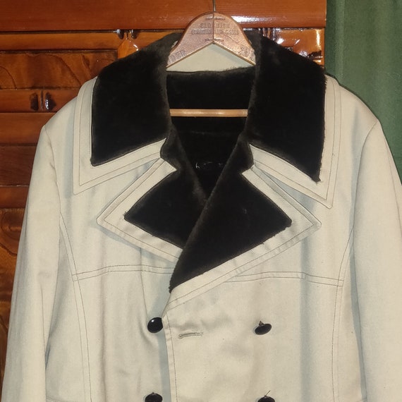 VINTAGE BEIGE and BROWN coat - image 1