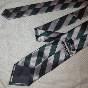 VINTAGE STRIPED TIE
