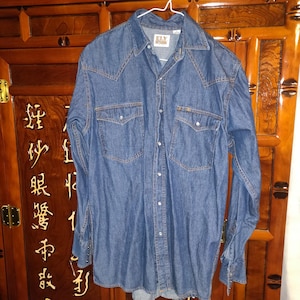 VINTAGE DENIM SHIRT