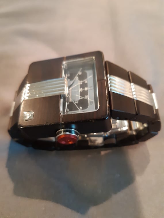 Quiksilver Ray Watch World Limited To 1,000 Pieces from