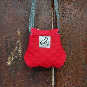 Beardie Sling- Apple Cush