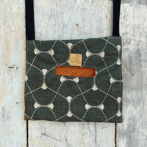 Crossbody Snake bag- Aliens