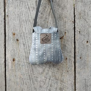 Beardie Sling- Rain