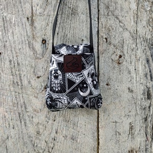 Beardie Sling- Black Magic