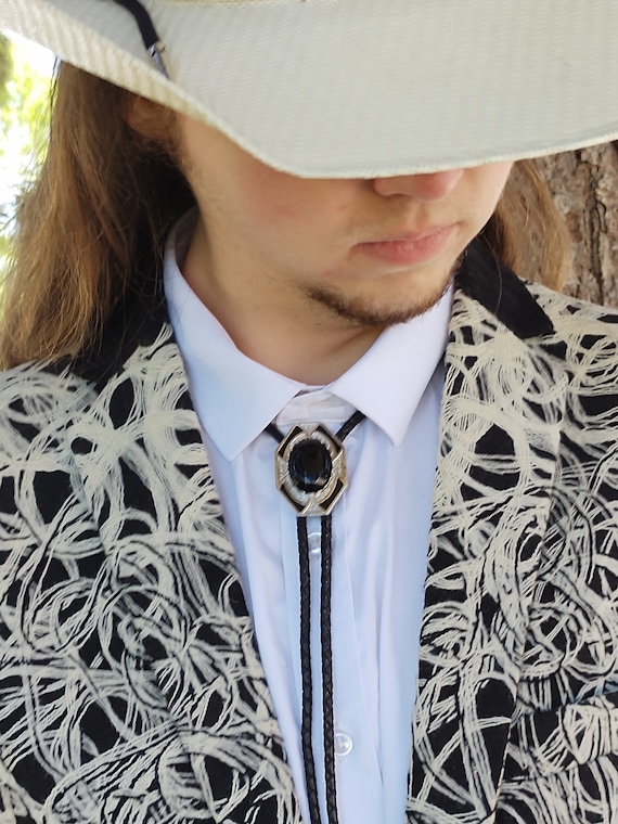 Cravate Bolo En Cuir Véritable Avec Pierre Noire-Argenté, L, Pierre