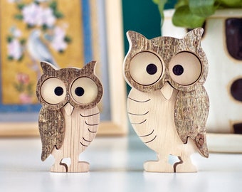 Snowy Owl Figurines, Wooden Owl Gift for Owl Lovers, Wood Owl Decor for Shelf, Office Desk, Living Room, Owl Statue, Rustic Cabin Decor