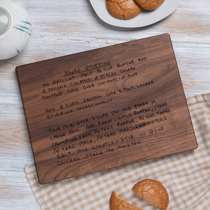 Engraved Cutting Board with Recipe Keepsake Family Recipe Cutting Board Personalized Gift for Grandma Handwritten Recipe Board Handwriting image 3