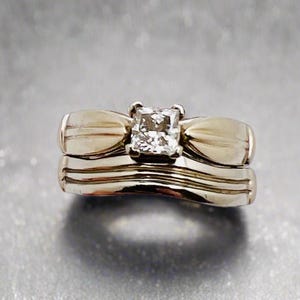 Anello solitario in oro bianco 14k con diamante taglio principessa da 46 pt