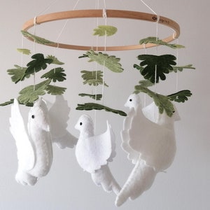 Pigeon Crib Nursery Mobile,Dove Peace Baby Mobile Felt,White Bird crib mobile felt,Neutral Nursery Decor,Baby shower gift,Green Leaves Decor