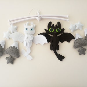 Drachenzähmen leicht gemacht, Baby Mobile, Light Fury Mobile, Drachenzähmen leicht, Baby Shower Geschenk