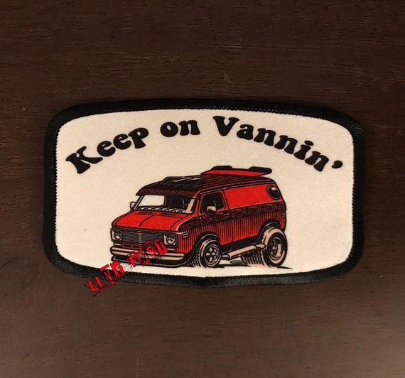 Vannin' Christmas Retro Van Vanning T-Shirt Vannin' Christmas Retro Van Vanning T-Shirt