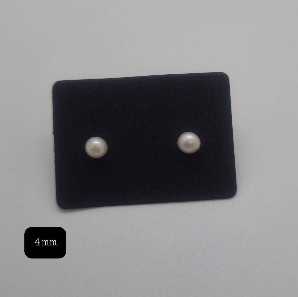 925 Sterling Silver Freshwater Pearl Triangle Stud Post Earrings Gift Box K39