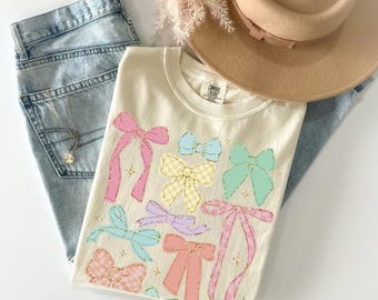 Pastel Bows Gildan T-shirt: Preppy Easter Tee
