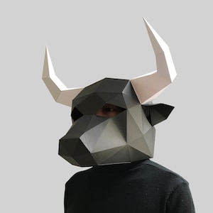 Modèle de masque de taureau espagnol - masque en papier, masque en papier, masques, masque 3D, masque low poly, masque en papier 3D, modèle de masque en papier, masque d'animal