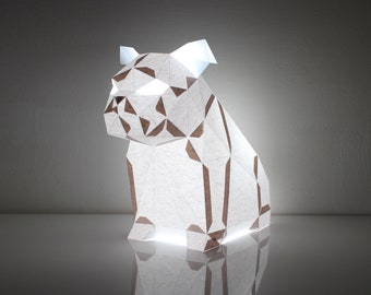 Paralume bulldog seduto - modello lanterna di carta, modello papercraft a basso numero di poli, animale di carta Halloween, carta 3d, papercraft a basso poli