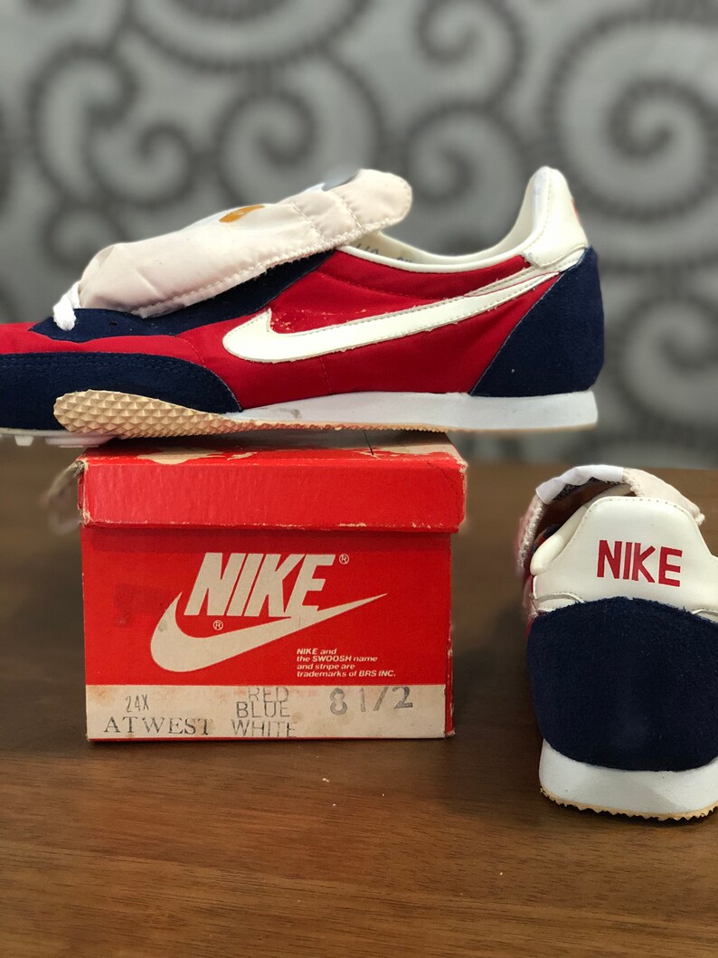 vintage 70s nike shoes