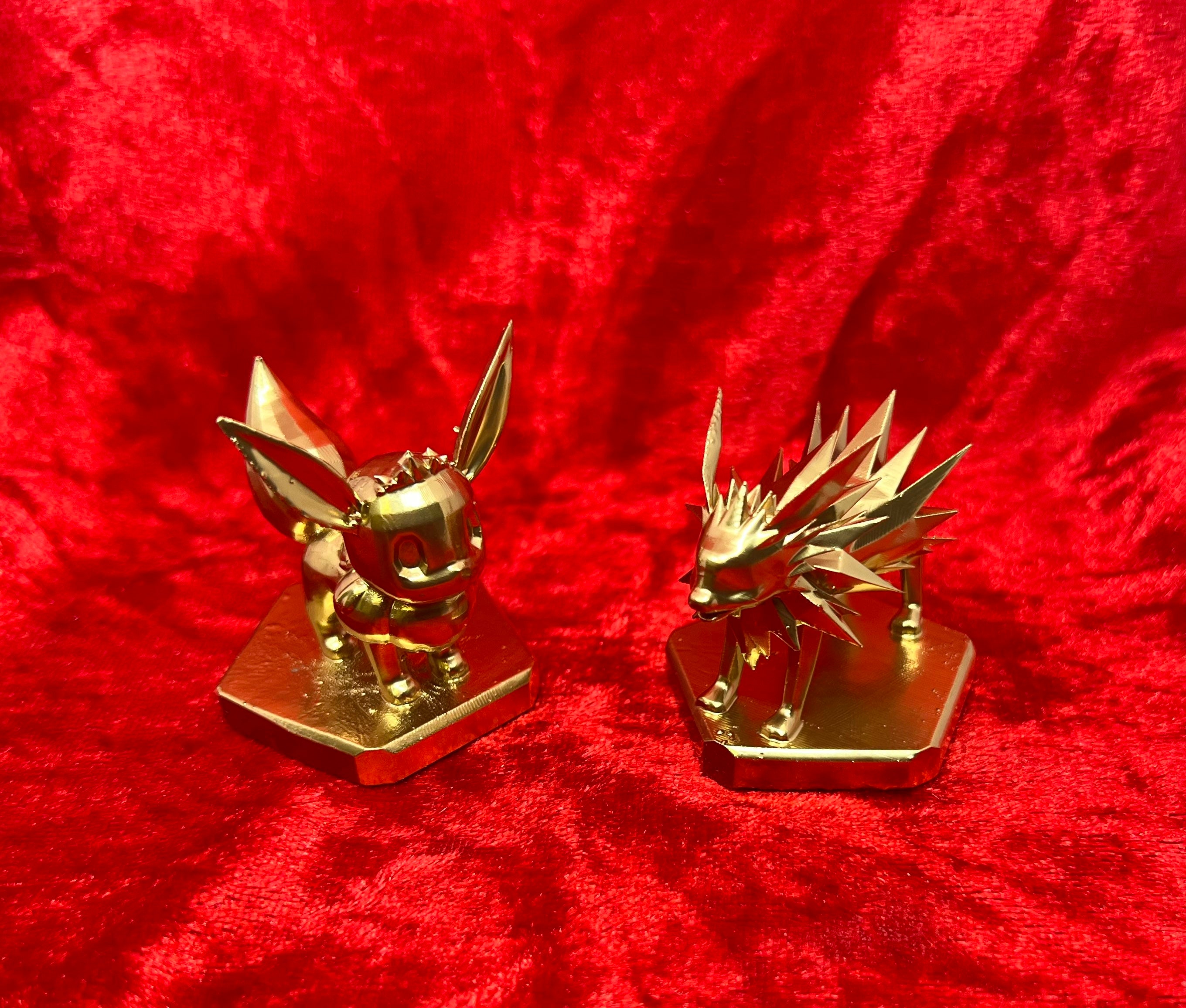 Gold Eevee  Eevee, Character, Pikachu