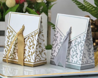 Boîtes de faveur de mariage Gold&Silver avec ruban de satin-Boîtes à bonbons de fête Triangle-boîtes à friandises-boîte de fête-boîtes-cadeaux de fête d'anniversaire-boîtes de faveur