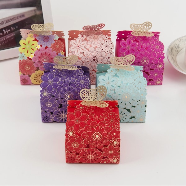 floral wedding favor boxes with Butterfly-floral candy box-Gift treat boxes-Hen party favor box-Brial shower favor idea-Floral wedding decor