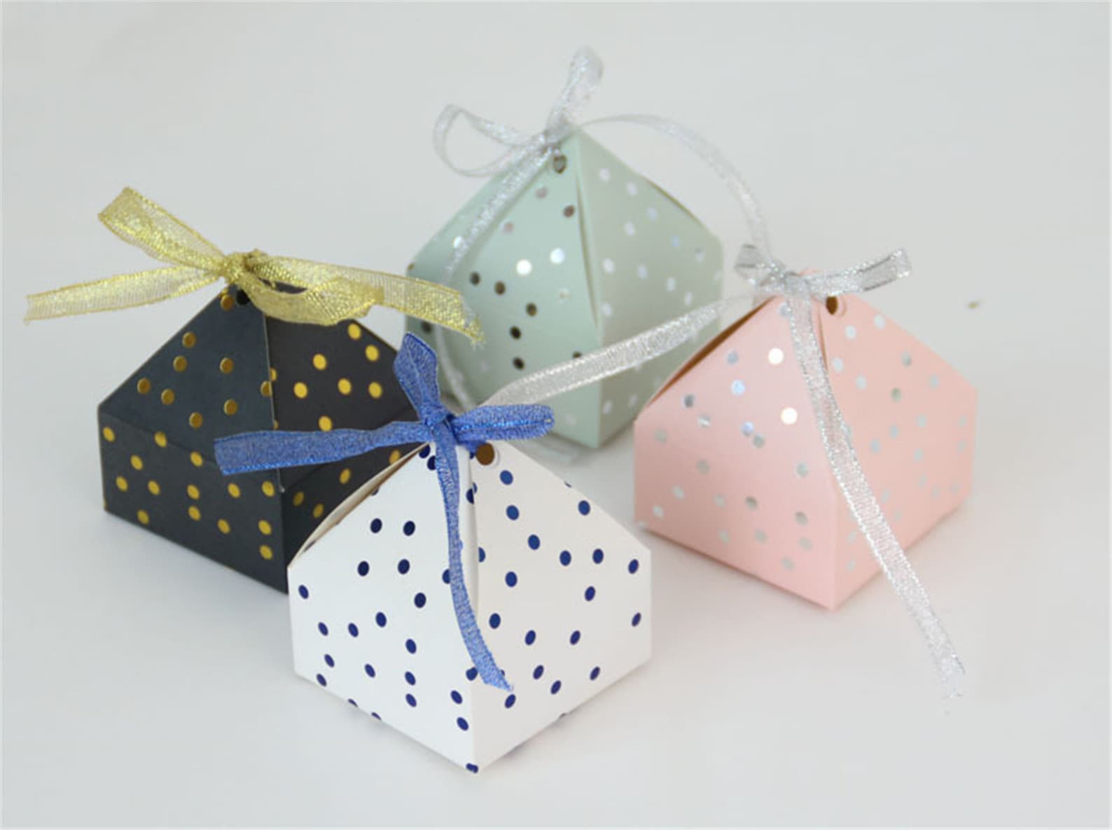 Pyramid Favor Boxesgold Dot Wedding Party Favor Boxbirthday Etsy