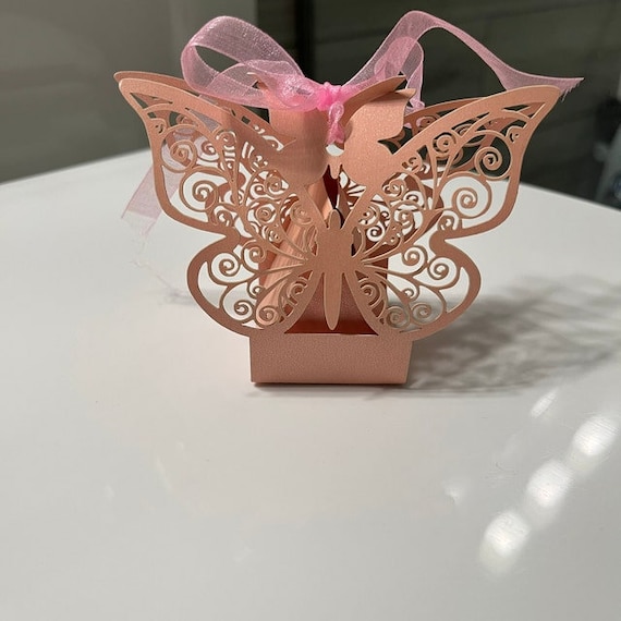 50 Piezas Caja de Caramelos Mariposa Cajas para Chuches de Cartón Caja para  Chuches Cumpleaños Cajas para Chuches para Bodas, Cumpleaños, Fiestas :  .es: Hogar y cocina