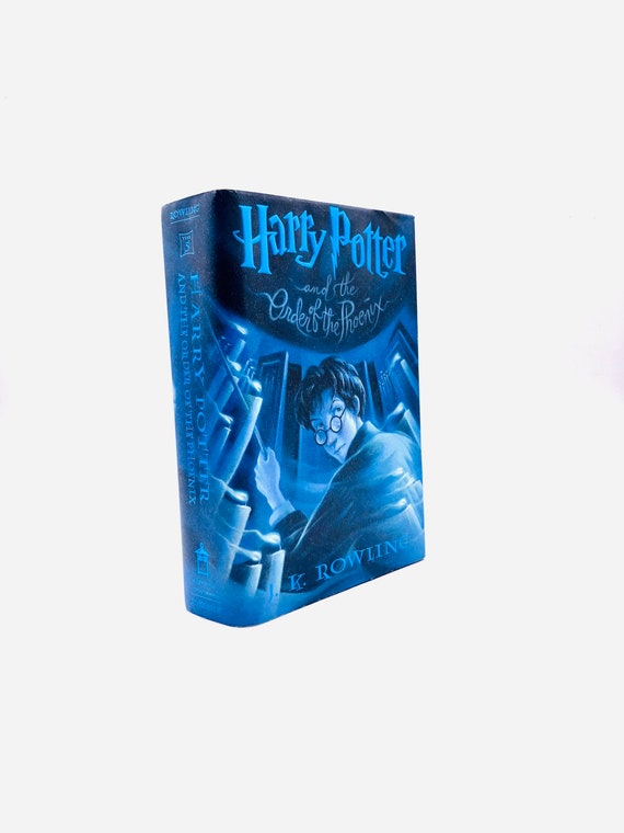 Scholastic Harry Potter: The Illustrated Collection - by J K