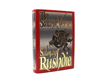 サルマン・ラシュディ著『悪魔の詩』ハードカバー - Etsy 日本