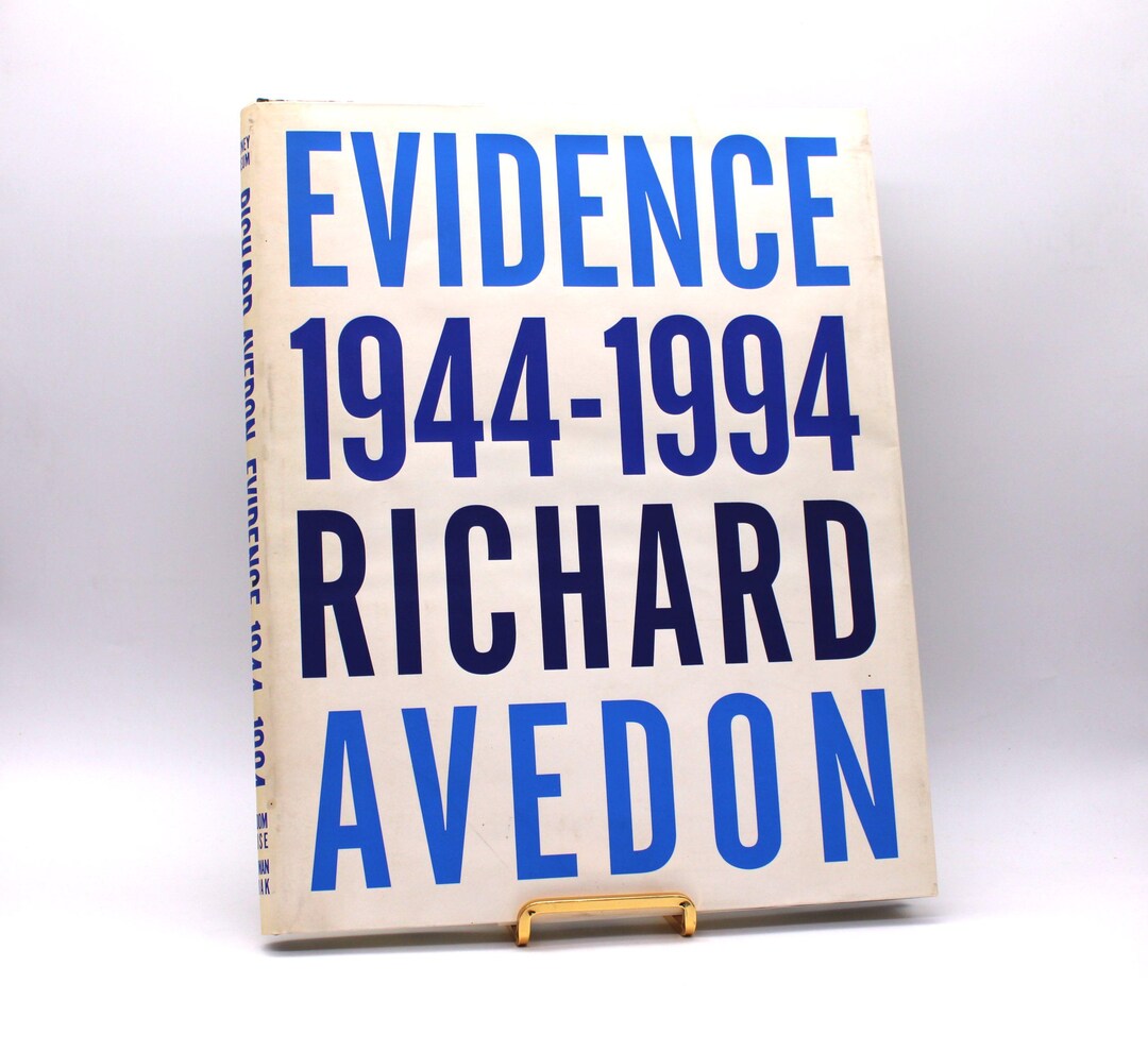 【Richard Avedon：Evidence 1944-1994】初版発行 Evidence: 1944-1994. Inscribed by Richard Avedon. First Edition