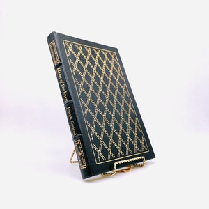 Heart of Darkness. By Joseph Conrad. Illustrations by Robert Shore. Collector’s Edition. Easton Press. Norwalk, 1980.