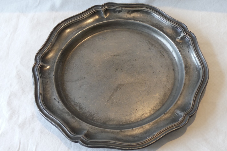 18th Century Antique English pewter bowl plate