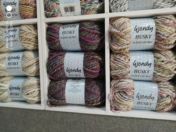 WENDY HUSKY Super Chunky Knitting Wool Yarn 5X100G Rainbow Mix