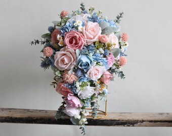 フェイクライトブルー＆ローズピンクのワイルドフラワーブライダル