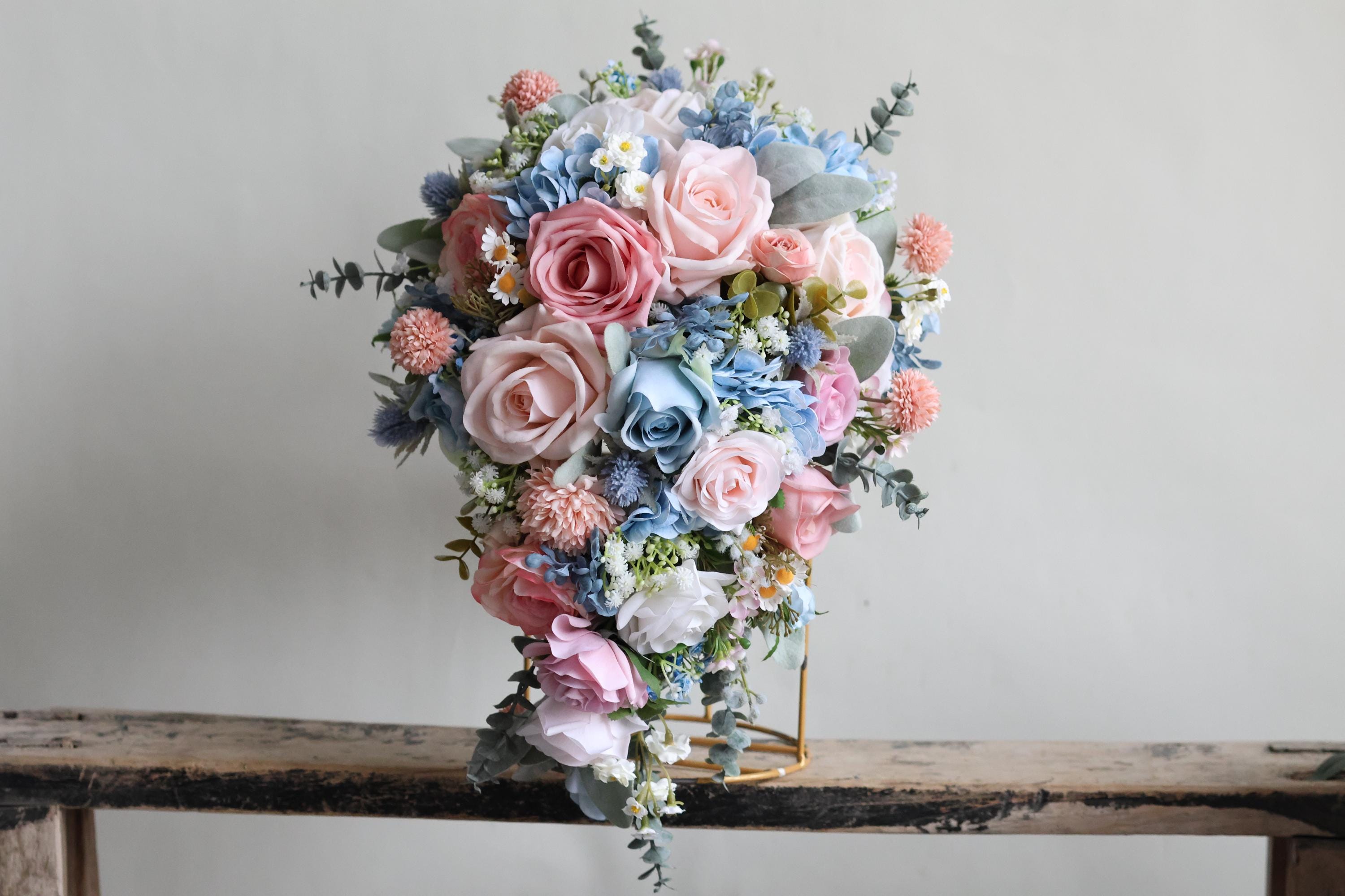 フェイクライトブルー＆ローズピンクのワイルドフラワーブライダル