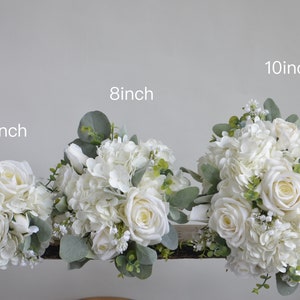 White Faux Real Touch Roses & Hortensien-Hochzeitsstrauß, Schleierkraut, Dusty Millers, White Greenery Bridesmaids Bouquets, Boutonnieres