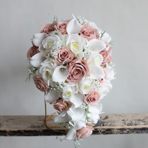 Fake Flowers Wedding Bouquet in Dusty Pink Ivory White, Real Touch Roses, White Calla Lilies, Baby&#39;s breath Bridal Bridesmaids Bouquets